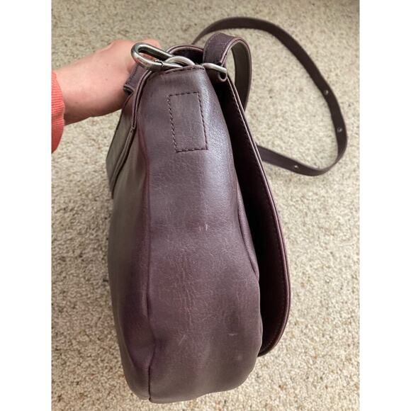 Matt & Nat Medium plum, purple leather crossbody purse - Picture 7 of 11